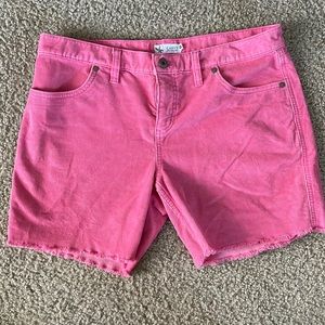 Carve Oahu 6" Short: Fuchsia size 6